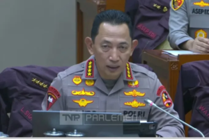 Polri di Bawah Kementerian Melemahkan Negara